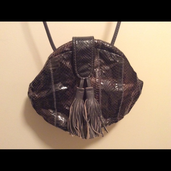 Meet your Posher, Lorraine - Picture 4 of 4